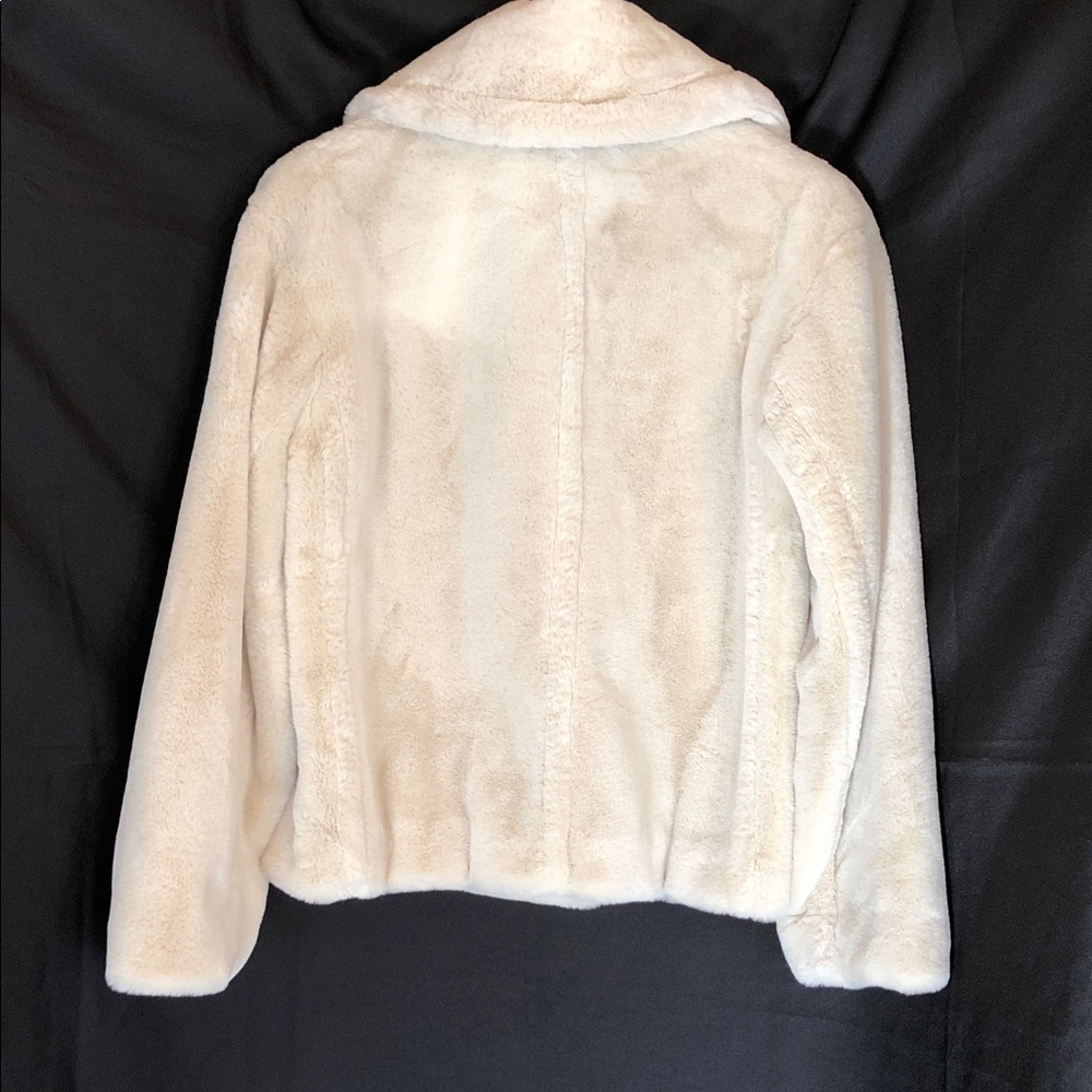 NWOT - Vince Faux Fur Jacket for Women - Picture 3 of 9